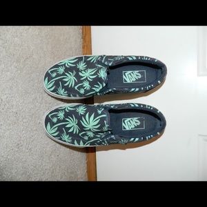 Vans navy tropical print shoes